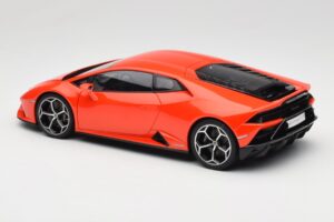 Lamborghini Huracan EVO Arancio Xanto AUTOart 1:18 79214 Komposiit - pilt 7/8