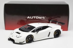 Lamborghini Huracan GT3 Valge AUTOart 1:18 81527 Metall - pilt 8/8