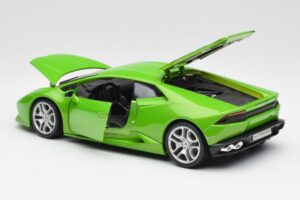Lamborghini Huracan LP610-4 Roheline Bburago 1:18 18-11038 Metall - pilt 5/8