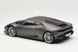 Lamborghini Huracan LP610-4 Hall AUTOart 1:18 74606 Komposiit - pilt 7/8