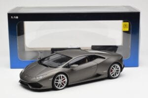 Lamborghini Huracan LP610-4 Hall AUTOart 1:18 74606 Komposiit - pilt 8/8