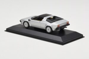 Lamborghini Jalpa Hõbedane Minichamps 1:43 400103601 Metall - pilt 3/4