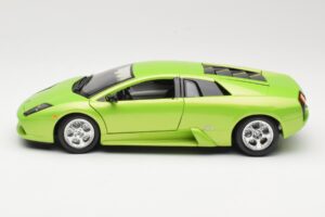 Lamborghini Murcielago Roheline Bburago 1:18 3316-M1 Metall - pilt 4/8