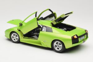 Lamborghini Murcielago Roheline Bburago 1:18 3316-M1 Metall - pilt 5/8