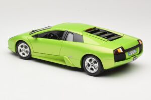 Lamborghini Murcielago Roheline Bburago 1:18 3316-M1 Metall - pilt 7/8
