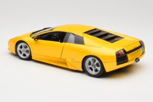 Lamborghini Murcielago LP640 Giallo Orion AUTOart 1:18 74511 Metall - pilt 7/8