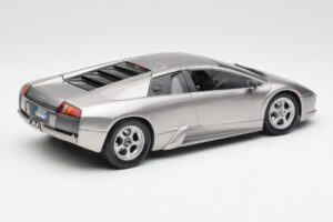 Lamborghini Murcielago Hõbe Maisto 1:18 7450257 Metall - pilt 3/8