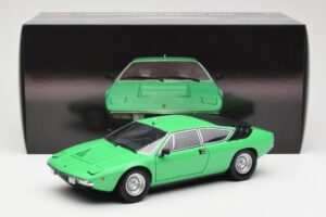 Lamborghini Urraco P250 Heleroheline Kyosho 1:18 08441G Metall - pilt 8/8