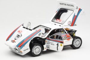 Lancia 037 Martini #1 W. Rohrl / C. Geistdorfer Winner Rally Monte Carlo 1983 Öine Versioon Kyosho 1:18 08306A Metall - pilt 2/8