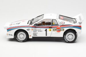Lancia 037 Martini #1 W. Rohrl / C. Geistdorfer Winner Rally Monte Carlo 1983 Öine Versioon Kyosho 1:18 08306A Metall - pilt 4/8