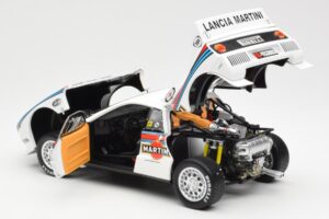 Lancia 037 Martini #1 W. Rohrl / C. Geistdorfer Winner Rally Monte Carlo 1983 Öine Versioon Kyosho 1:18 08306A Metall - pilt 5/8