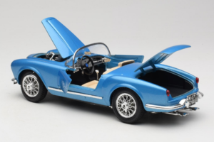 Lancia Aurelia B24 Spider Sinine Bburago 1:18 3010-M1 Metall - pilt 5/8