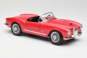 Lancia Aurelia B24 Spider Punane Bburago 1:18 3010 Metall - pilt 6/8