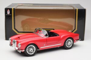 Lancia Aurelia B24 Spider Punane Bburago 1:18 3010 Metall - pilt 8/8