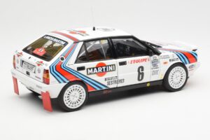 Lancia Delta HF 4WD #6 M. Biasion / T. Siviero Martini Rally Monte Carlo 1987 Kyosho 1:18 08960A Metall - pilt 3/8