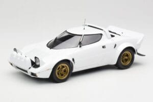 Lancia Stratos HF Stradale Valge Minichamps 1:18 155741700 Metall