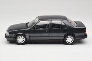Lancia Thema Turbo 16V LX Serie II Must Mitica 1:18 202010-D Metall - pilt 4/8
