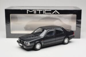 Lancia Thema Turbo 16V LX Serie II Must Mitica 1:18 202010-D Metall - pilt 8/8