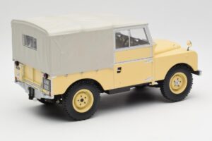 Land Rover 88 Series 1 Hard Top Hele Beež MCG 1:18 MCG18368 Metall - pilt 3/6