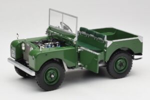 Land Rover 88 Series I Bronze Green Minichamps 1:18 150168906 Metall - pilt 2/8