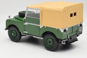 Land Rover 88 Series I Bronze Green Minichamps 1:18 150168906 Metall - pilt 7/8