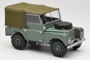 Land Rover 88 Series I Roheline Minichamps 1:18 150168900 Metall - pilt 6/8
