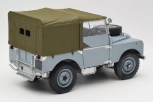Land Rover 88 Series I Hall Minichamps 1:18 150168904 Metall - pilt 3/8
