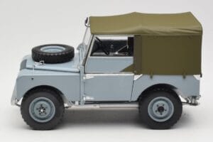 Land Rover 88 Series I Hall Minichamps 1:18 150168904 Metall - pilt 4/8