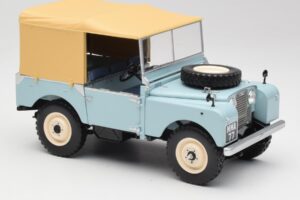 Land Rover 88 Series I RAF Blue Minichamps 1:18 150168908 Metall - pilt 6/8