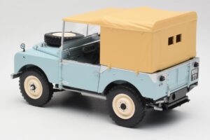 Land Rover 88 Series I RAF Blue Minichamps 1:18 150168908 Metall - pilt 7/8