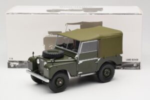 Land Rover 88 Series I Matt Green Minichamps 1:18 150168909 Metall - pilt 8/8