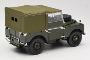 Land Rover 88 Series I Matt Green Minichamps 1:18 150168909 Metall - pilt 3/8