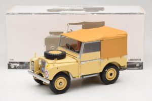Land Rover 88 Series I RAF Beige Minichamps 1:18 150168911 Metall - pilt 8/8