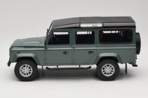 Land Rover Defender Station Wagon Keswick Green GT Spirit 1:18 GT527 Vaik - pilt 3/6