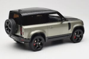 Land Rover Defender 90 HSE P400 L663 Pangea Green Metallic GT Spirit 1:18 GT517 Vaik - pilt 2/6