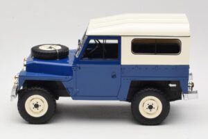 Land Rover Lightweight Series III Tumesinine BoS Models 1:18 BOS382 Vaik - pilt 3/6