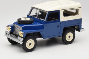 Land Rover Lightweight Series III Tumesinine BoS Models 1:18 BOS382 Vaik