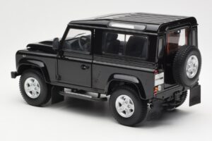 Land Rover Defender 90 Santorini Must Metallik Kyosho 1:18 08901BK Metall - pilt 7/8