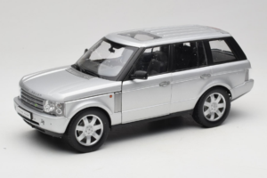 Land Rover Range Rover L322 Hõbedane Welly 1:18 12536W Metall