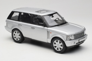 Land Rover Range Rover L322 Hõbedane Welly 1:18 12536W Metall - pilt 6/8
