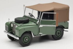 Land Rover Series 1 88 Roheline Minichamps 1:18 150168912 Metall - pilt 2/8
