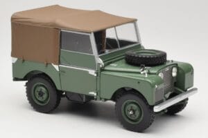 Land Rover Series 1 88 Roheline Minichamps 1:18 150168912 Metall - pilt 6/8