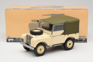 Land Rover Series I 88 Sand Beež Matt Minichamps 1:18 150168905 Metall - pilt 8/8