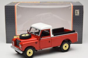 Land Rover Series I 109 Pickup Punane Eagle Collectibles 1:18 440500 Metall - pilt 8/8
