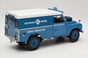 Land Rover Series III 109 Soft Top Motorway Patrol Sinine Eagles Race 1:18 4403 Metall - pilt 3/8