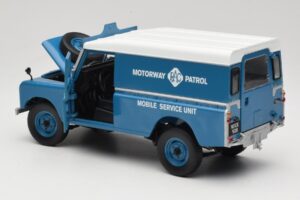 Land Rover Series III 109 Soft Top Motorway Patrol Sinine Eagles Race 1:18 4403 Metall - pilt 5/8