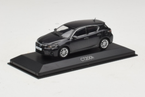 Lexus CT200h Grey Metallic Minichamps 1:43 LEXUS001 Metall - pilt 2/5