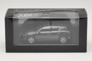 Lexus CT200h Grey Metallic Minichamps 1:43 LEXUS001 Metall - pilt 5/5