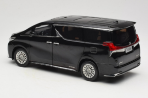 Lexus LM300h Must Kyosho 1:18 08963BK Metall - pilt 7/8