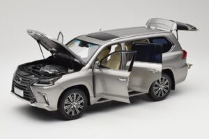 Lexus LX570 Sonic Titaan Kyosho 1:18 08955T Metall - pilt 2/8